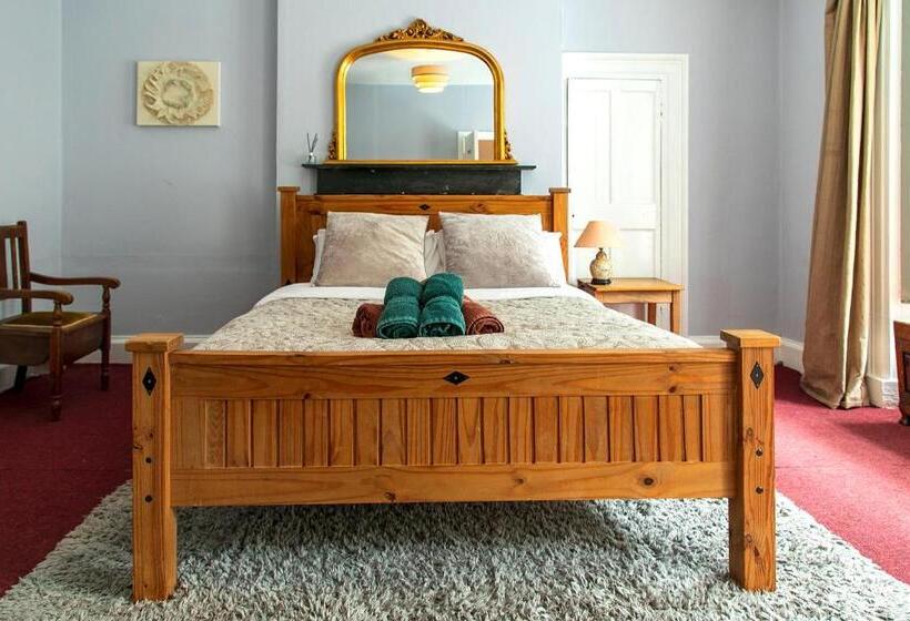 חדר דלוקס, Spoon And The Stars Hostel