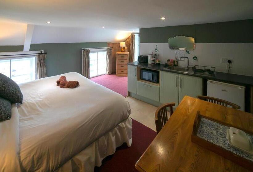 חדר דלוקס, Spoon And The Stars Hostel