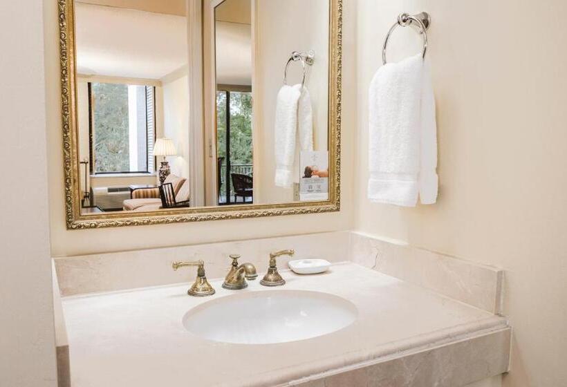 带大床的豪华间, Griffin Hotel, An Official Colonial Williamsburg