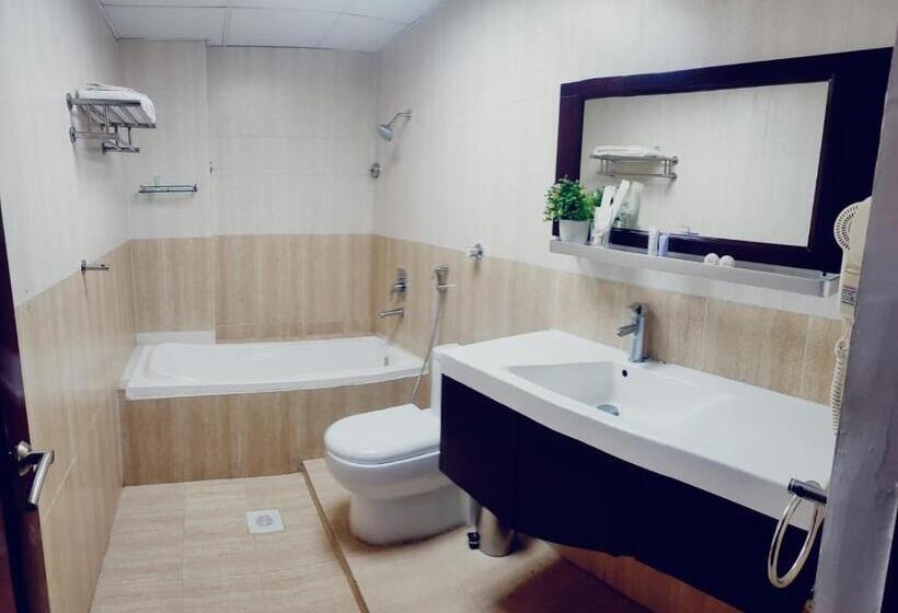 آپارتمان 2 خوابه, Grand Inn Hotel By Wanasa