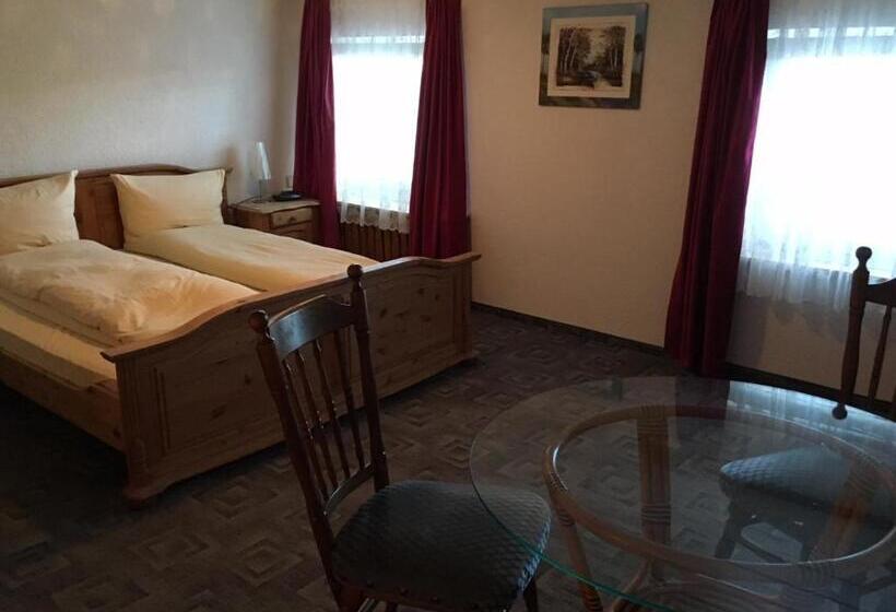 Quarto Triplo Economy, Jägerhof