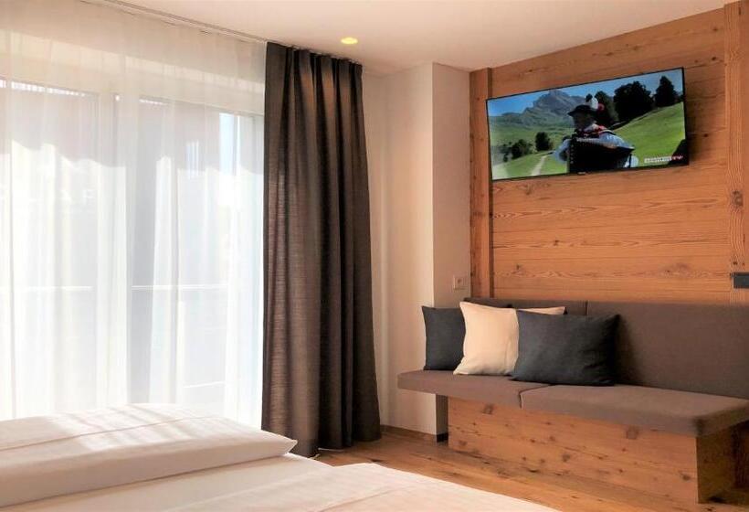 חדר משפחתי דלוקס, B&b Obermair