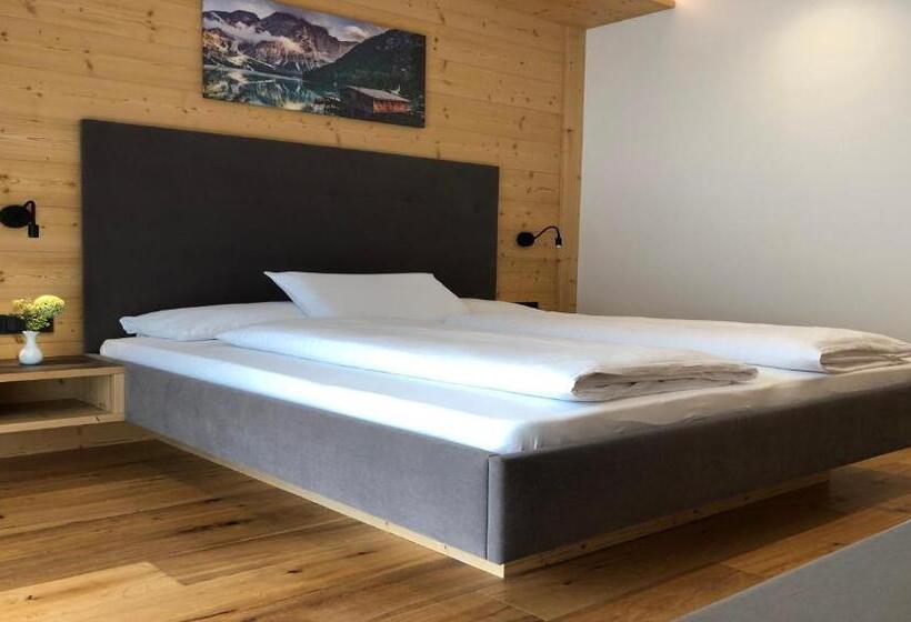 חדר סופריור לשלושה, B&b Obermair