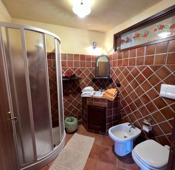 חדר סטנדרט לשלושה, B&b Rita And Family