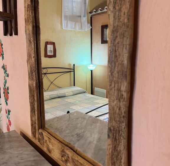 חדר סטנדרט לשלושה, B&b Rita And Family