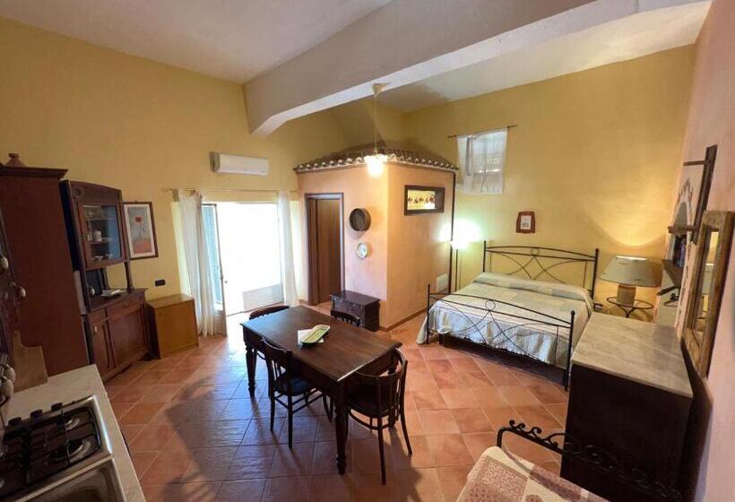 חדר סטנדרט לשלושה, B&b Rita And Family