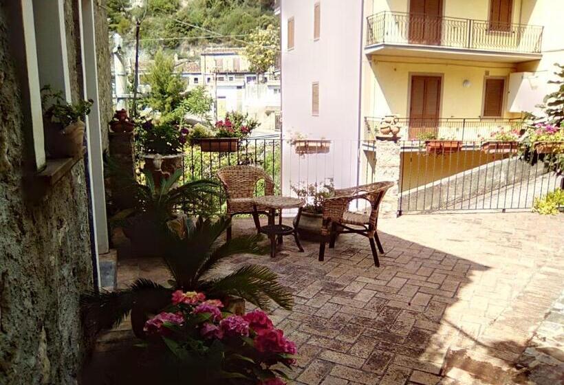 חדר משפחתי דלוקס, Bed And Breakfast La Sentinella