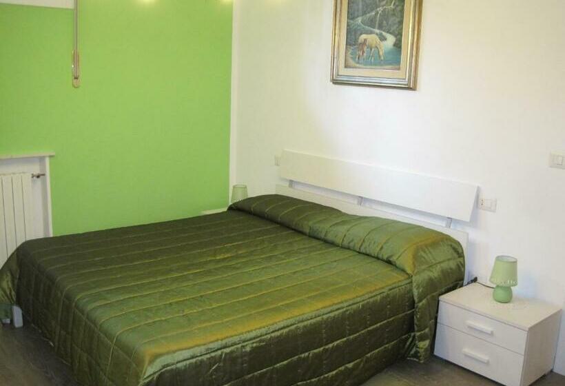 スタンダードルーム, Bed And Breakfast Lo Scrigno