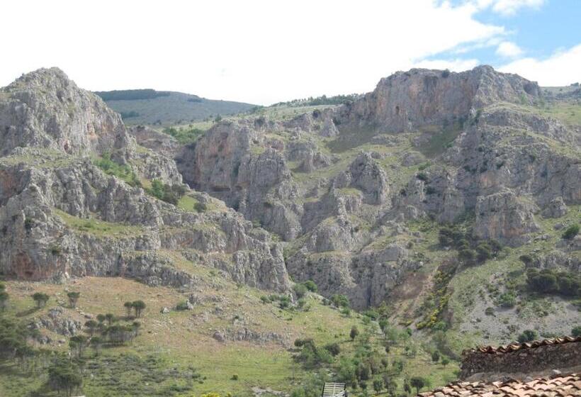 Номер Стандарт, Montagne Rocciose