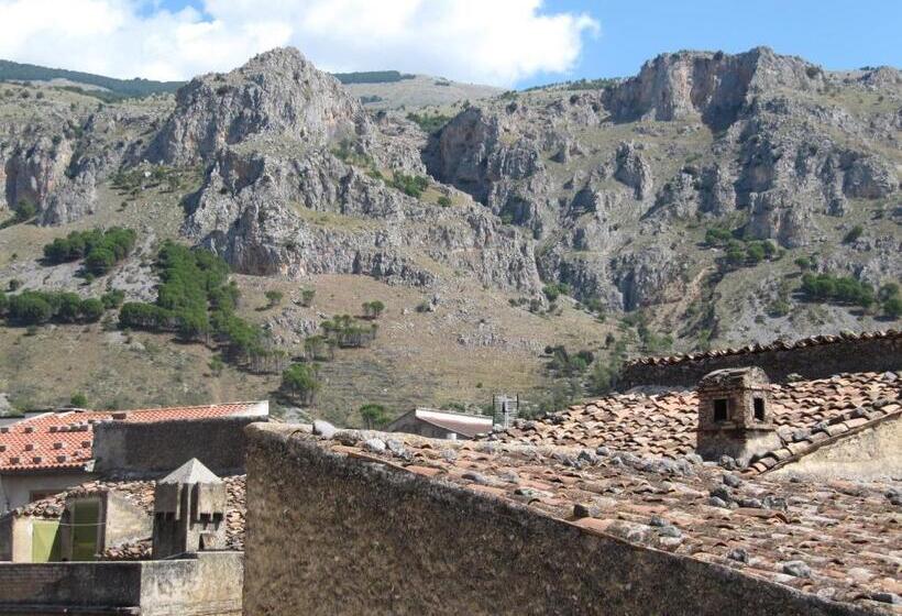 스탠다드 트리플 룸, Montagne Rocciose