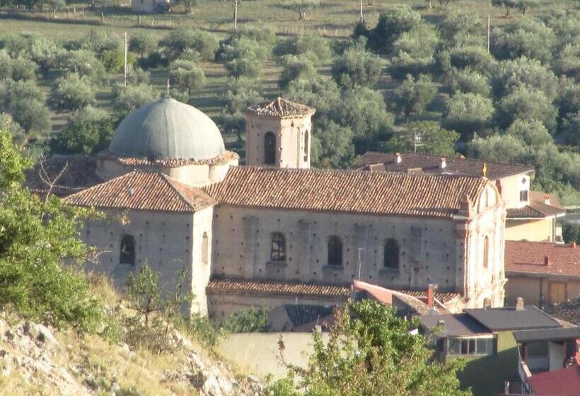 غرفة قياسية رباعية, Montagne Rocciose