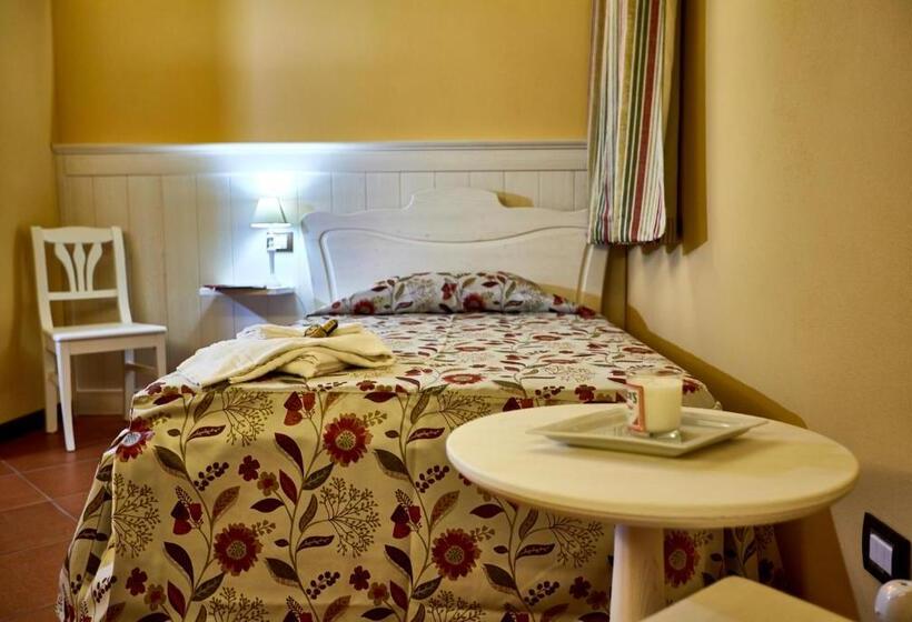 חדר סטנדרט יחיד, Albergo Trattoria Il Leone