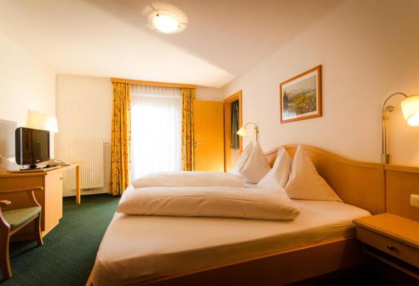 חדר סטנדרט עם מרפסת, Alpengasthof Grimmingblick