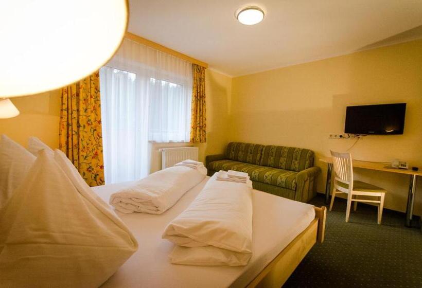 חדר סטנדרט עם מרפסת, Alpengasthof Grimmingblick