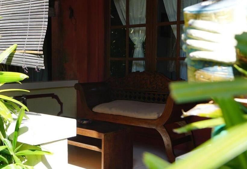 스탠다드 발코니 룸, Amed Cafe & Hotel Kebun Wayan