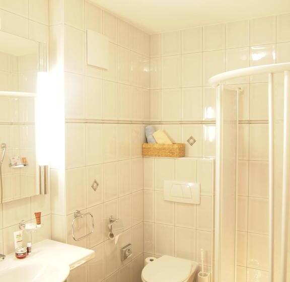 标准间带阳台, Apart Garni Motnaida