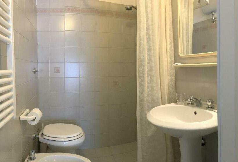 اتاق استاندارد, Casa Diomira
