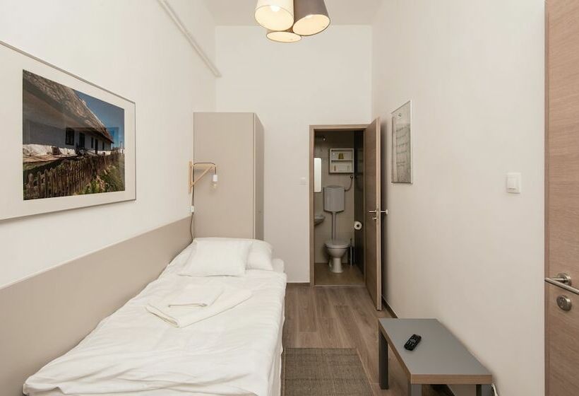 Номер Стандарт Индивидуальный, Magaspart Panzió