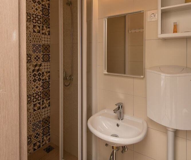 Номер Стандарт, Magaspart Panzió