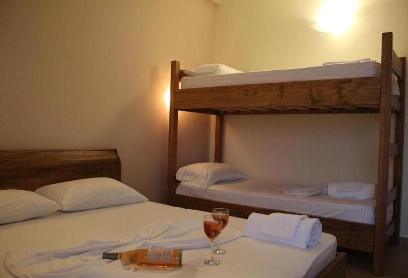 غرفة قياسية رباعية, Princess Jerolda