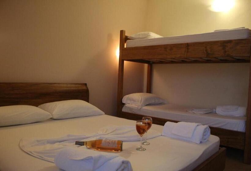 חדר סטנדרט לארבעה, Princess Jerolda