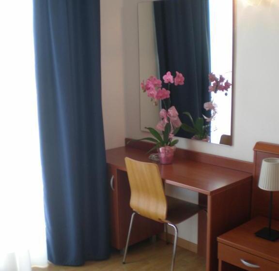 스탠다드 트리플 룸, Silva Frontemare