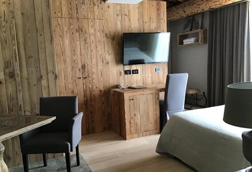 سوییت جونیور لوکس, Vecchia Stazione Mountain Elegance
