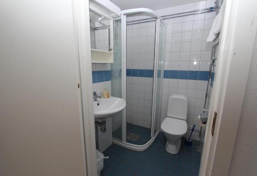 غرفة عائلية, Nattvikens Vandrarhem