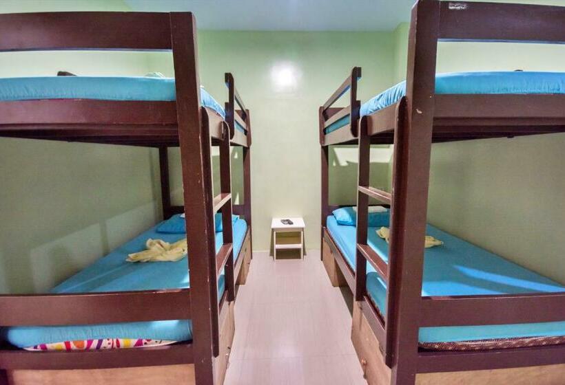 חדר בסיסי, Boracay Backpackers