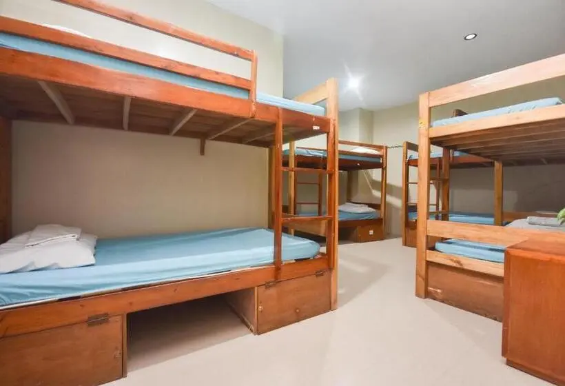 Habitació Quàdruple Clàssica, Boracay Backpackers