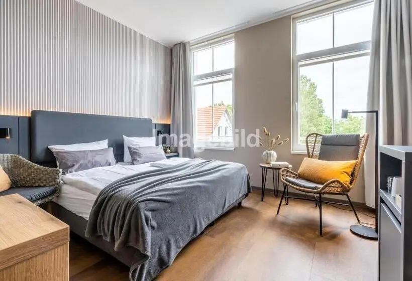 اتاق استاندارد یک نفره, Arthotel Bakker