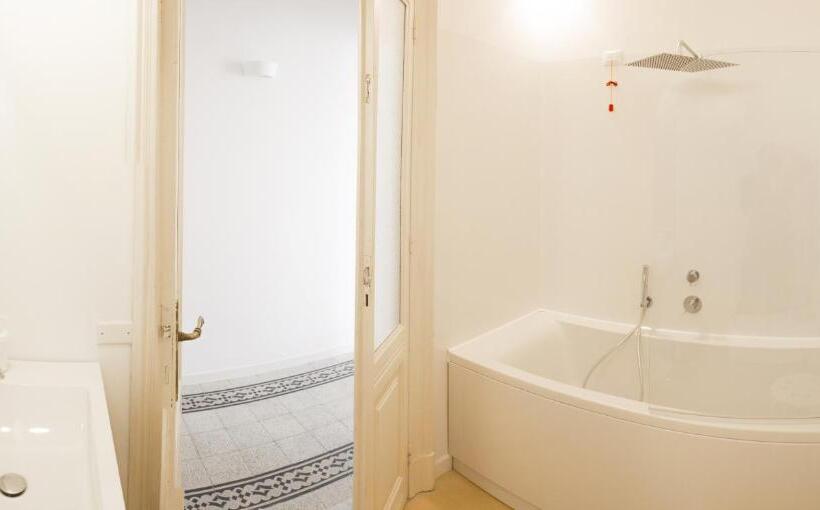 غرفة سوبيريور, B&b Angioy 18