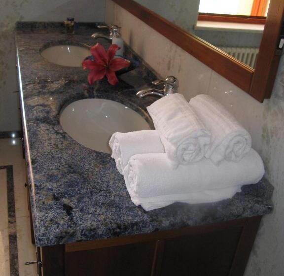 디럭스 룸, B&b Nelly