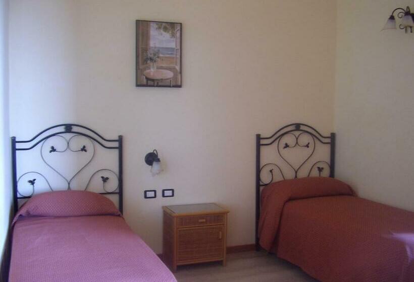 اتاق استاندارد, B&b Valoroso Village