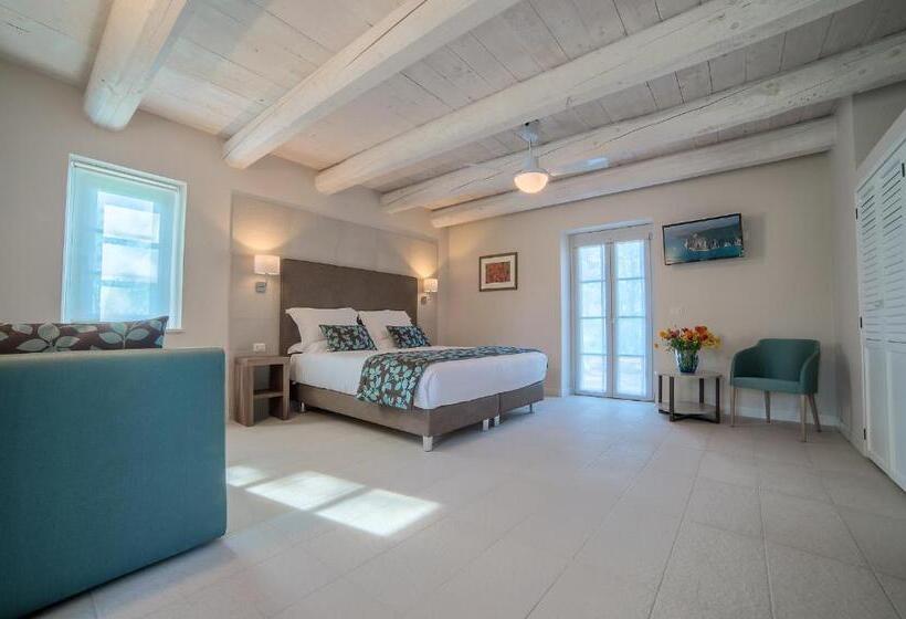 سوییت لوکس, Agromarino