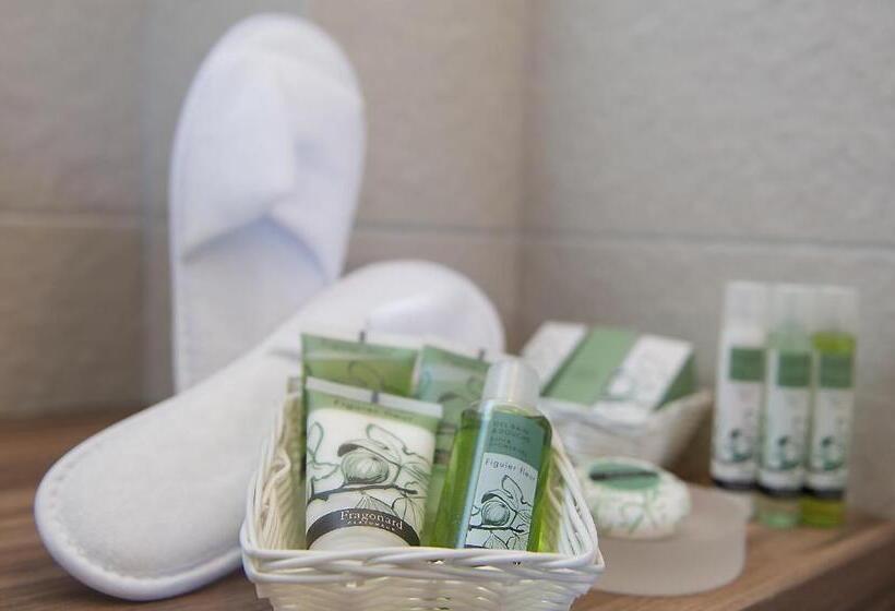 اتاق استاندارد اینتریور, Agromarino