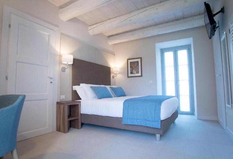 اتاق استاندارد اینتریور, Agromarino