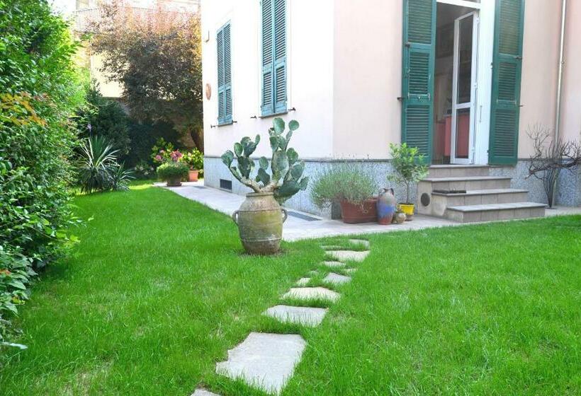 Номер Deluxe, Al Giardino Degli Artisti