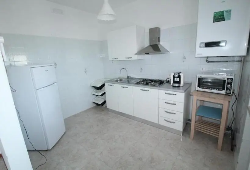 Deluxe Kolmen Hengen Huone Merinäkymä, Cala Chiara