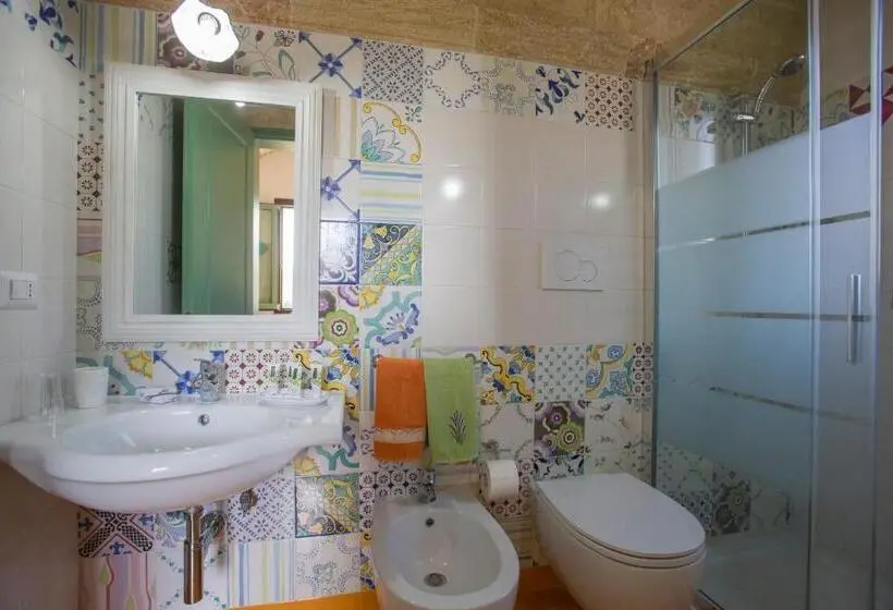 スタンダードルーム, Casale De Li Canti