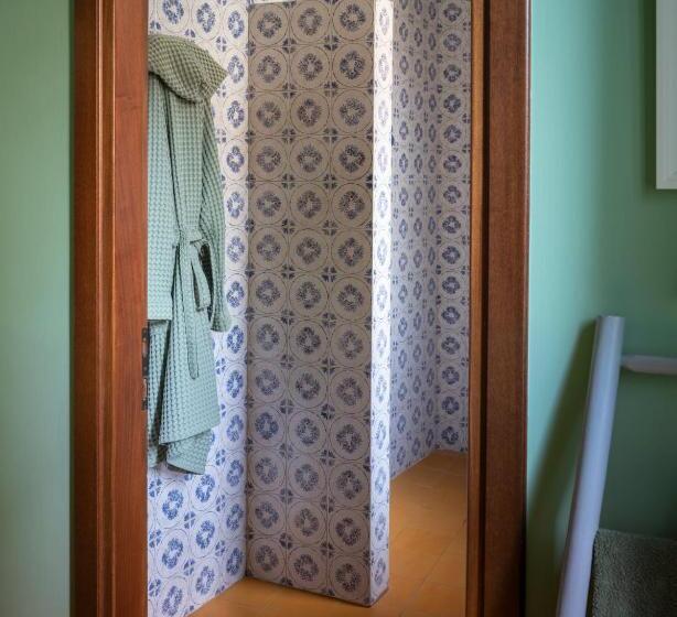 Standard room with outdoor bath, Le 33