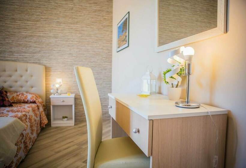 豪华海景房带阳台, Le Notti Di Morfeo