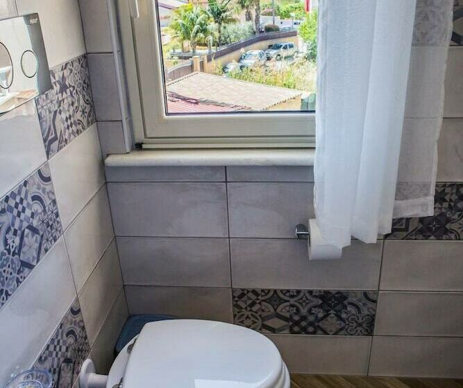 豪华海景房带阳台, Le Notti Di Morfeo