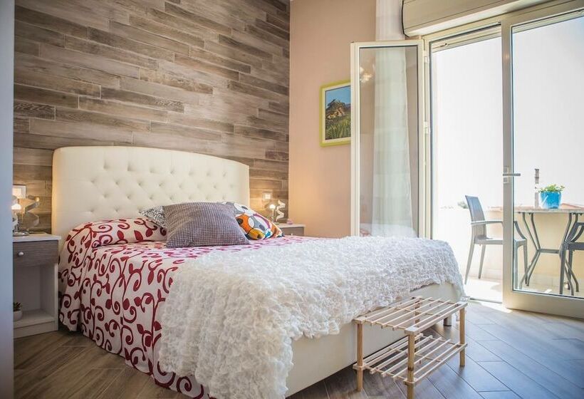 豪华海景房带阳台, Le Notti Di Morfeo