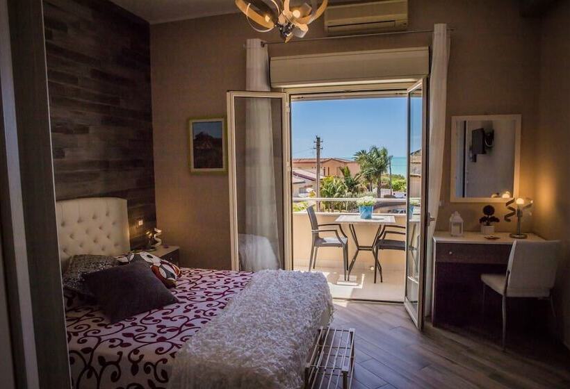 豪华海景房带阳台, Le Notti Di Morfeo