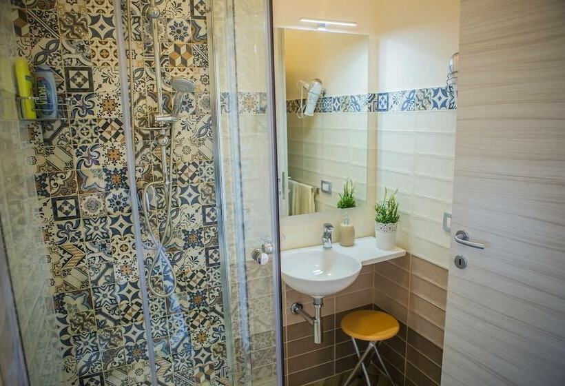 豪华海景房带阳台, Le Notti Di Morfeo