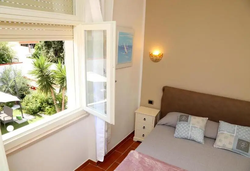 Standard-huone Puutarhanäkymä, Villa Piana