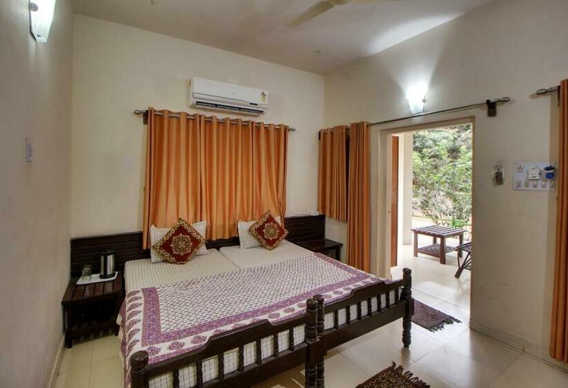 غرفة ديلوكس, Gir Pride Resort