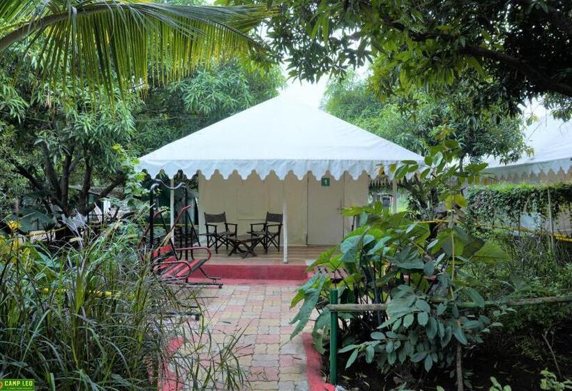 كوخ قياسي, Gir Pride Resort