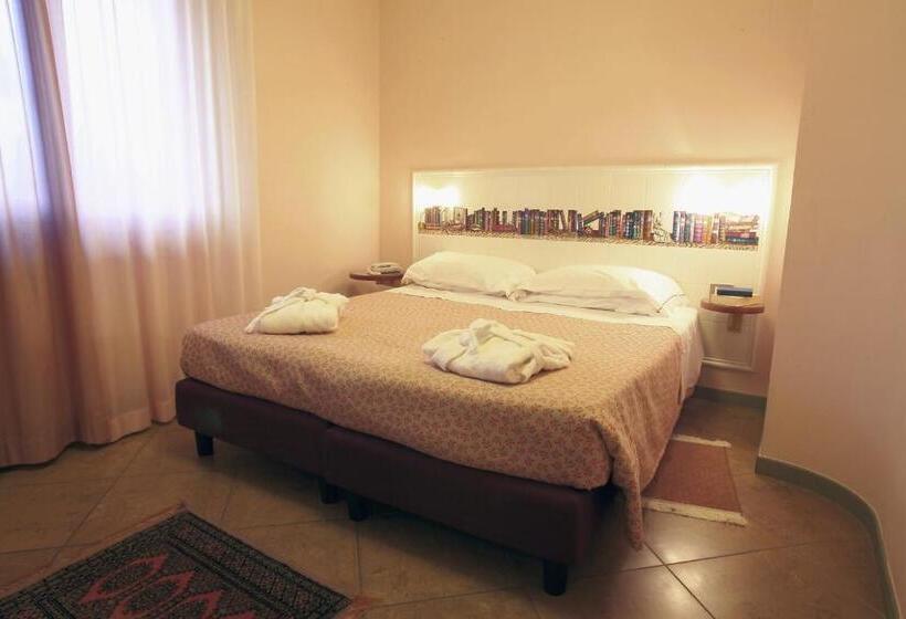 اتاق استاندارد, Alexandra